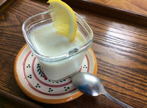 Una foto de Grez• Yogurt tipo griego de limón 🍋