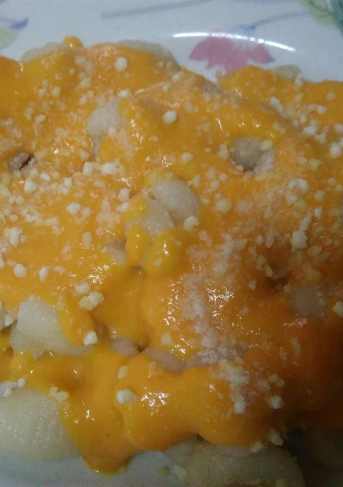 Una foto de Ñoquis económicos de masa bomba con crema de zapallo 🎃