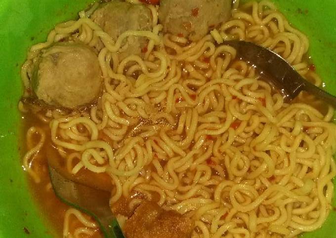 Resep Ramen Boncabe With Bakso Kuah Sogood Rumahan Oleh Novieta Cookpad