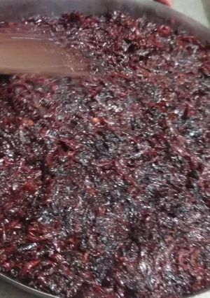 બીટ ગાજર થાબડી (Beetroot Carrot Thabdi Recipe In Gujarati) રેસીપી મુખ્ય ફોટો