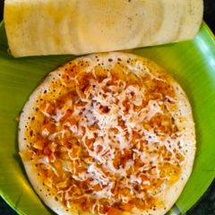 A picture of Cheese Dosa and Sada Dosa.