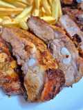 Costilla de cerdo en salsa bbq con corteza caramelizada