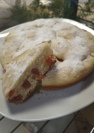 Una foto de Torta rápida de membrillo