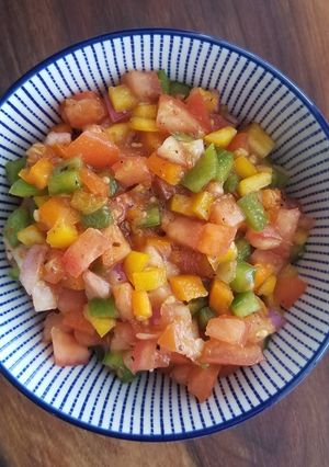 A picture of Fresh FRONT STREET HEAT Salsa.