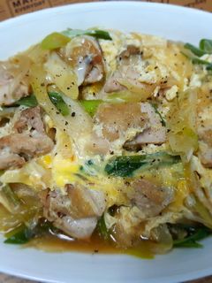 รูปของ ข้าวหน้าไก่ใส่ไข่ (Oyako don)