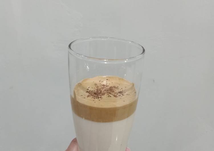 Resep Hot Dalgona Coffee (No Mixer), Enak