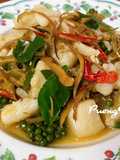 ผัดฉ่าปลาดอร์ลี่