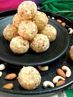 A picture of Dry fruits petha ladoo.