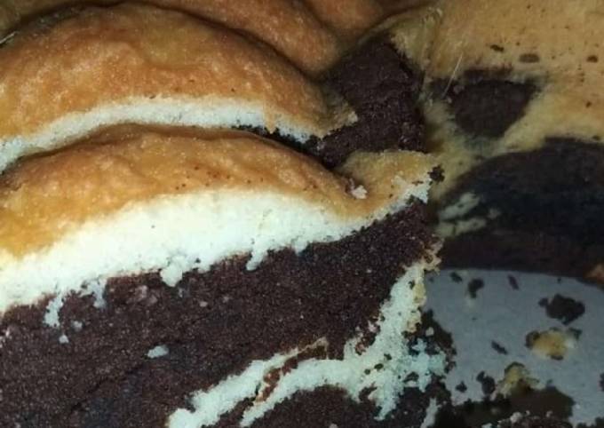 Zebra cake putih telur