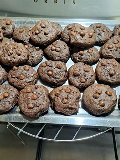 Una foto de Galletitas de palta y chocolate