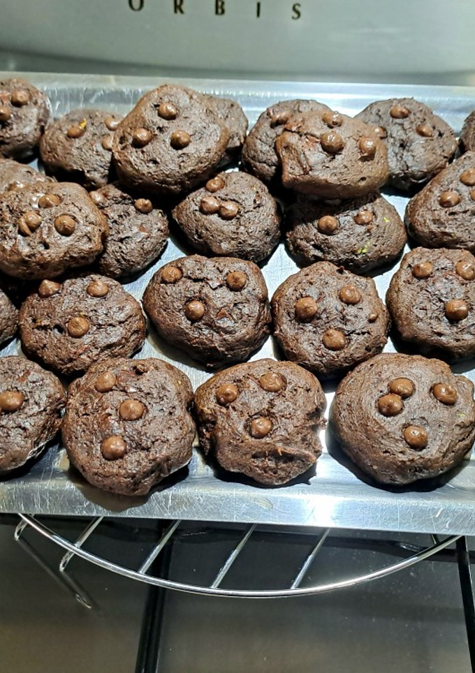 Una foto de Galletitas de palta y chocolate