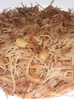 A picture of Stir fried vermicelli/tambi za kukaanga.