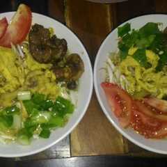 Soto Ayam Kuah Kuning রেসিপির প্রধান ছবি