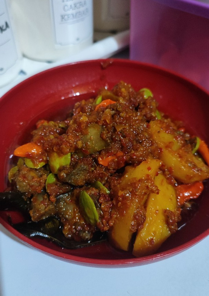 Foto resep Sambal Pete Kentang Hati
