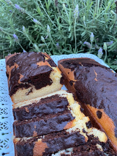Una foto de Torta marmolada con chips de chocolate