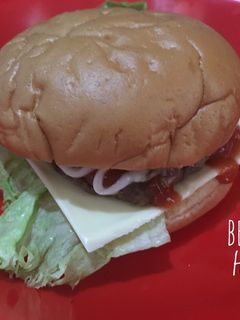 Foto resep Burger dengan beef patty homemade