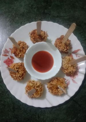 A picture of Maggi lollipops.