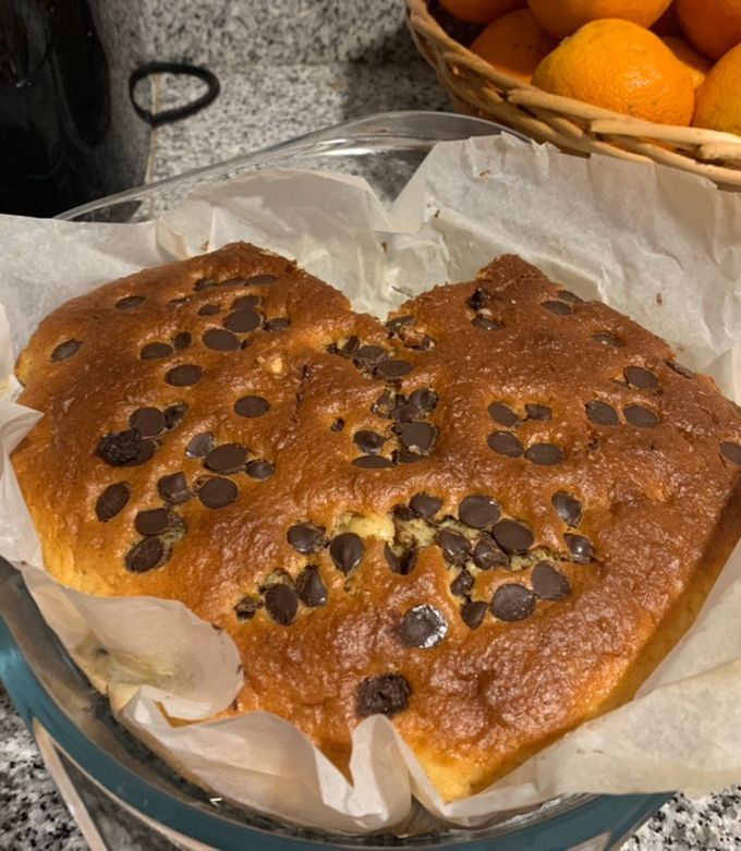 Foto principal de Bizcocho con pepitas de chocolate y pasas