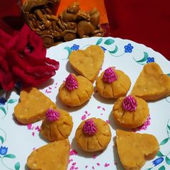 A picture of Masoordal Modak.