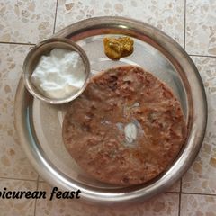 A picture of Aloo Paratha/Potato stuffed bread.