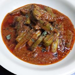A picture of Al Yakhni Kashmiri Lauki Sabzi.