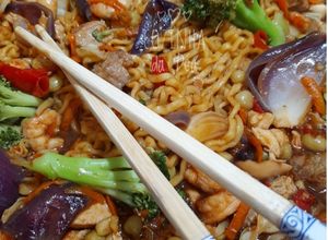Foto de Yakisoba misto