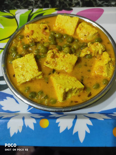 मटर पनीर (matar paneer recipe in Hindi) रेसिपी मुख्य फोटो