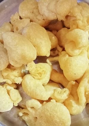 बेसन के पकौड़े (besan ke pakode recipe in hindi) रेसिपी मुख्य फोटो