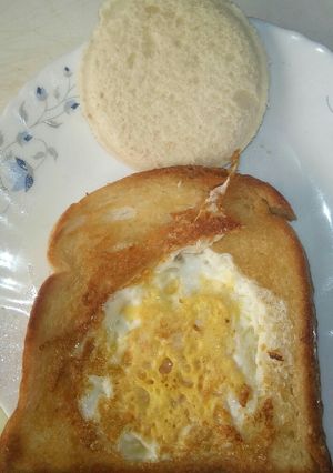 A picture of Egg bread.