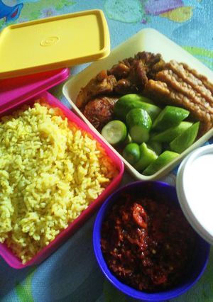Foto resep Nasi kuning simpel