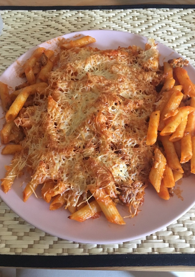 Una foto de Macarrones de carne gratinados