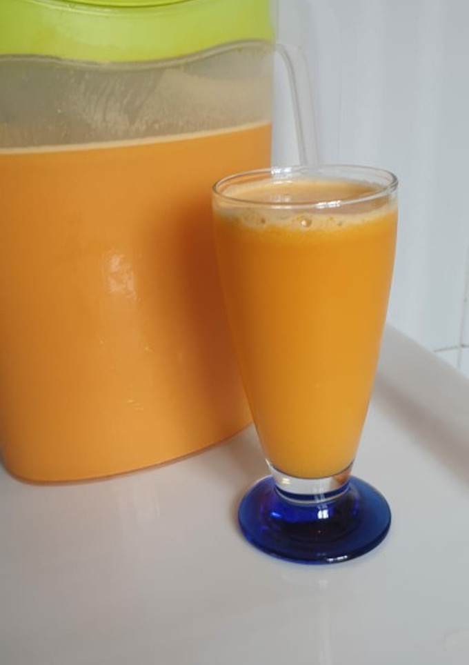 Una foto de Jugo refrescante de zanahoria con Mango y jengibre