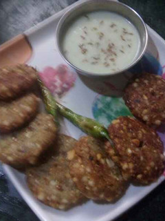 साबूदाना टिक्की (Sabudana Tikki recipe in Hindi) रेसिपी मुख्य फोटो