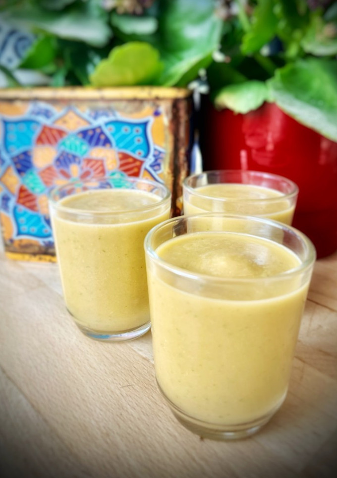 Una foto de Vasitos de gazpacho de pepino