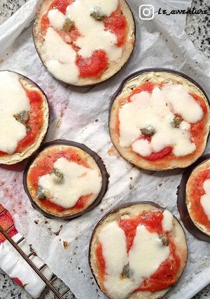 A picture of Eggplant Mini Pizzas.