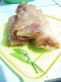 Foto resep 2. Lumpia Isi Mie