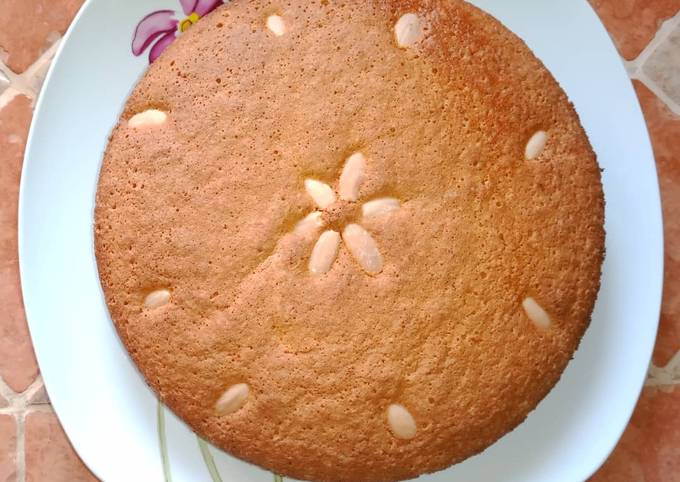 Torta alle carote, mandorle e arancia