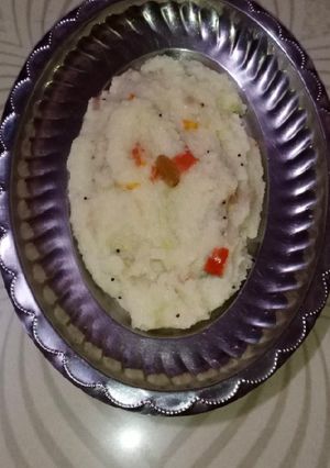 વેજિટેબલ ઉપમા (Vegetable Upma Recipe In Gujarati) રેસીપી મુખ્ય ફોટો