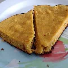 Una foto de Torta rápida de avena de banana y mandarina
