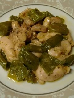 Una foto de Pollo con pimientos verdes