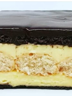 Una foto de Pastel sin horno con crema pastelera