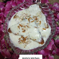 A picture of Shahi tukda.