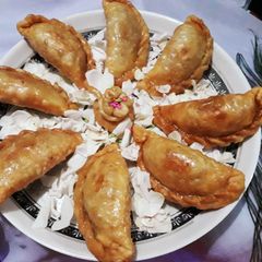A picture of Mawa gujiya.