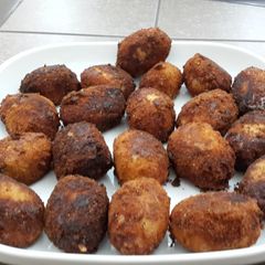 A picture of Chicken Croquettes.