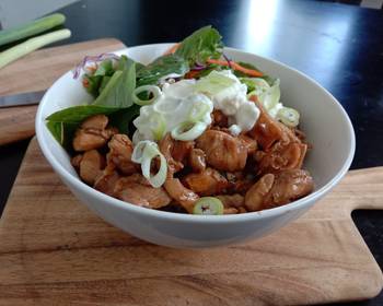 Fresh, Serving Recipe Donburi Teriyaki chicken on rice Home Style