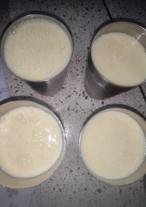आमरस(aamras recipe in hindi) रेसिपी मुख्य फोटो