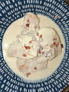 Una foto de Solomillo de pavo al roquefort con jamón