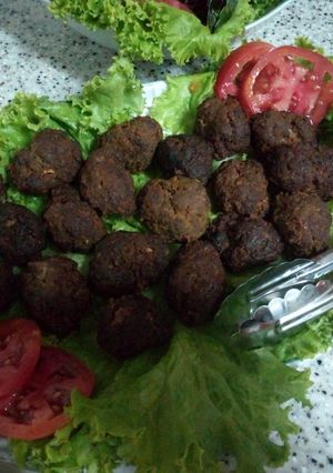 A picture of Gola kabab.