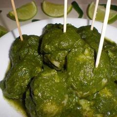 Coriander chutney ke aloo A picture of Coriander chutney ke aloo.