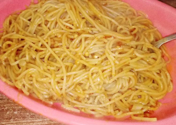 Simple Way to Prepare Homemade Simple Jollop Spaghetti